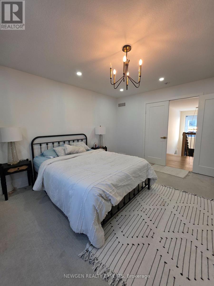 1886 Trailsway Drive, London South, Ontario  N6K 0K7 - Photo 14 - X12704394