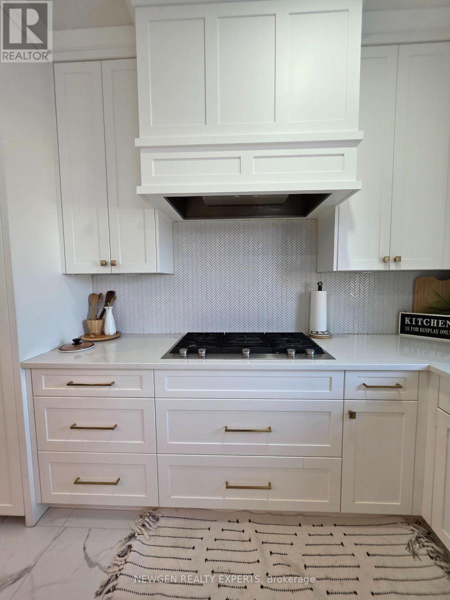 1886 Trailsway Drive, London South, Ontario  N6K 0K7 - Photo 7 - X12704394