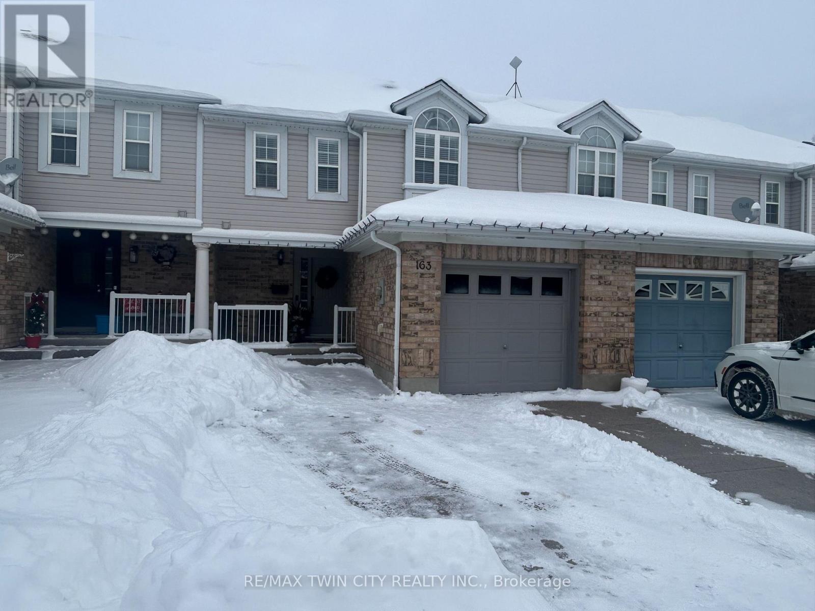 163 Werstine Terrace, Cambridge, Ontario  N3C 4G9 - Photo 4 - X12704428