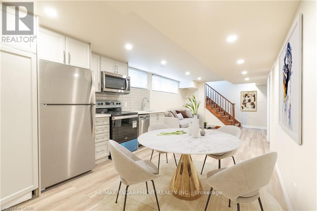 2 - 73 Ofield Road, Hamilton, Ontario  L8S 2M6 - Photo 2 - X12704498