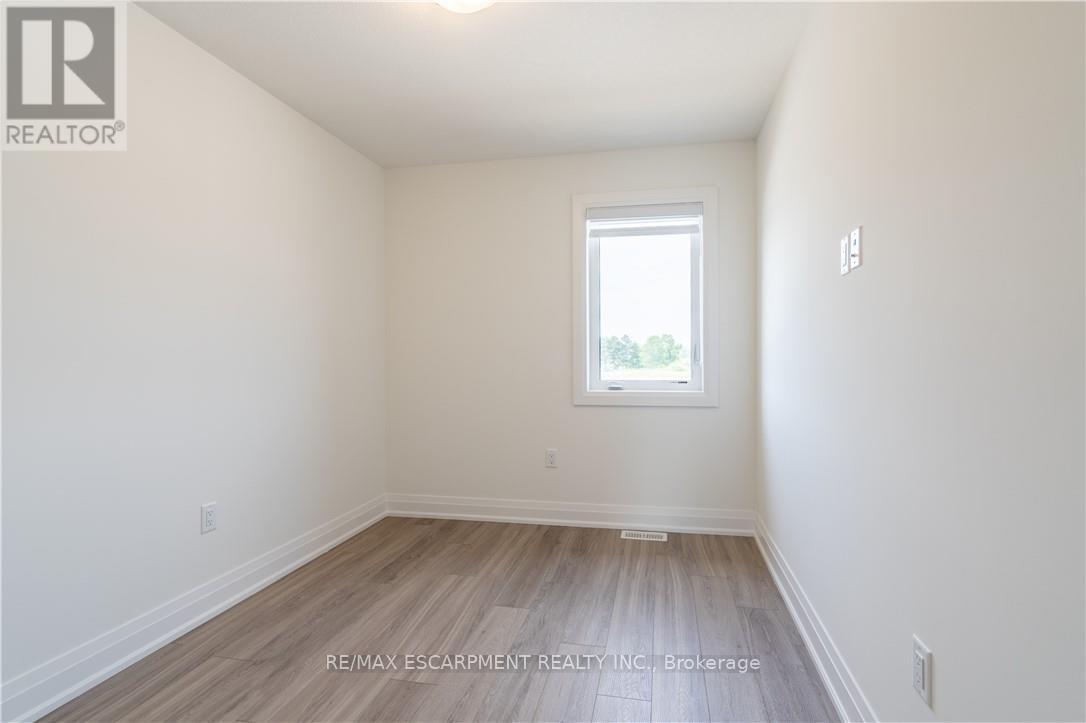 15 Raspberry Lane, Hamilton, Ontario  L0R 1W0 - Photo 29 - X12704504