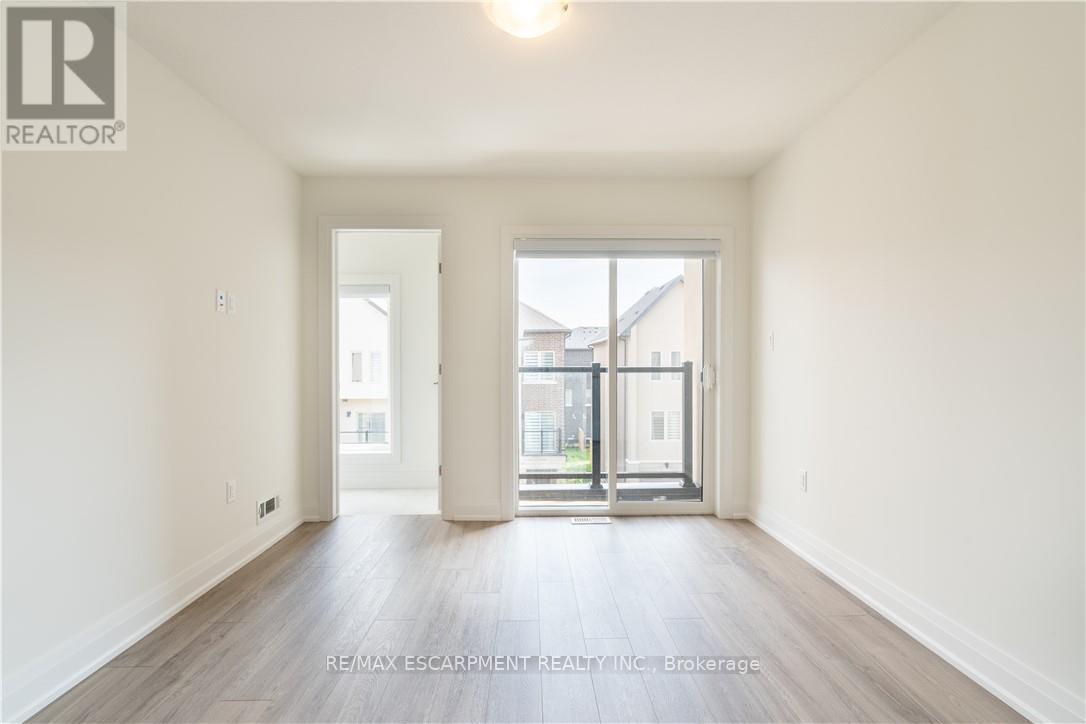 15 Raspberry Lane, Hamilton, Ontario  L0R 1W0 - Photo 35 - X12704504