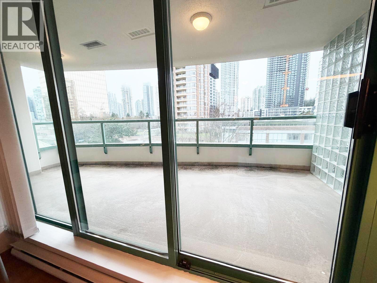 604 5899 Wilson Avenue, Burnaby, British Columbia  V5H 4R9 - Photo 17 - R3079453