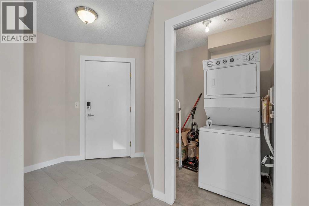 102, 2000 Somervale Court Sw, Calgary, Alberta  T2Y 4J1 - Photo 27 - A2279639