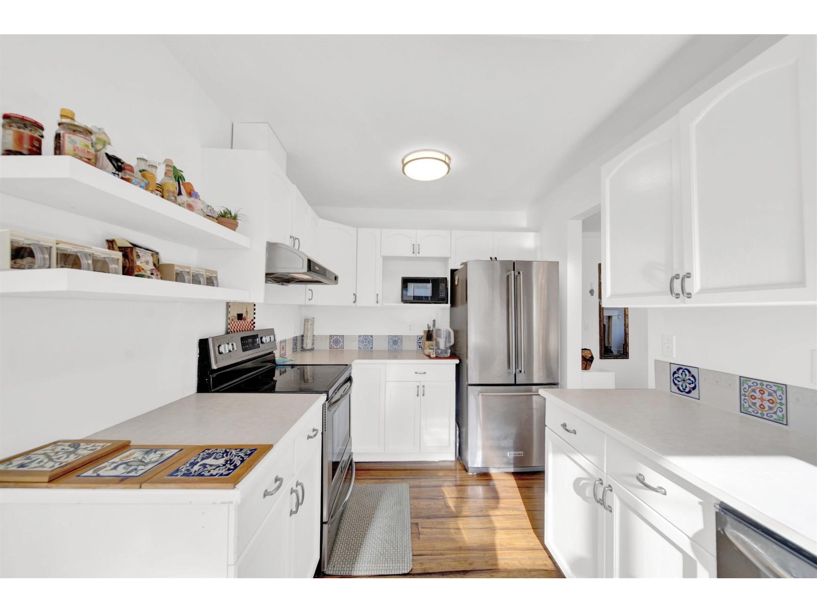 107 15501 89a Avenue, Surrey, British Columbia  V3R 0Z5 - Photo 7 - R3080230