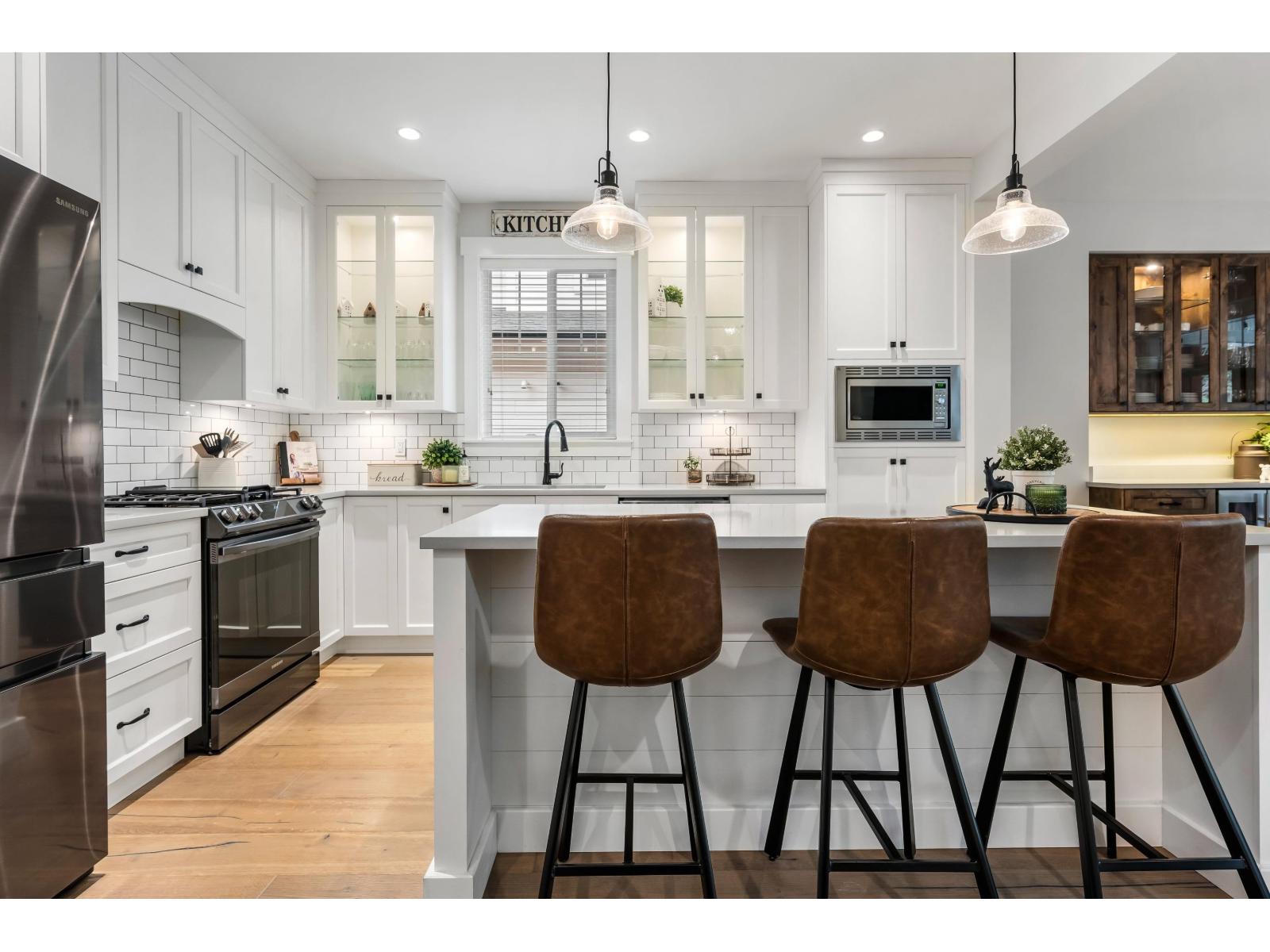 43360 Creekside Circle, Cultus Lake South, Lindell Beach, British Columbia  V2R 0Z4 - Photo 11 - R3080283