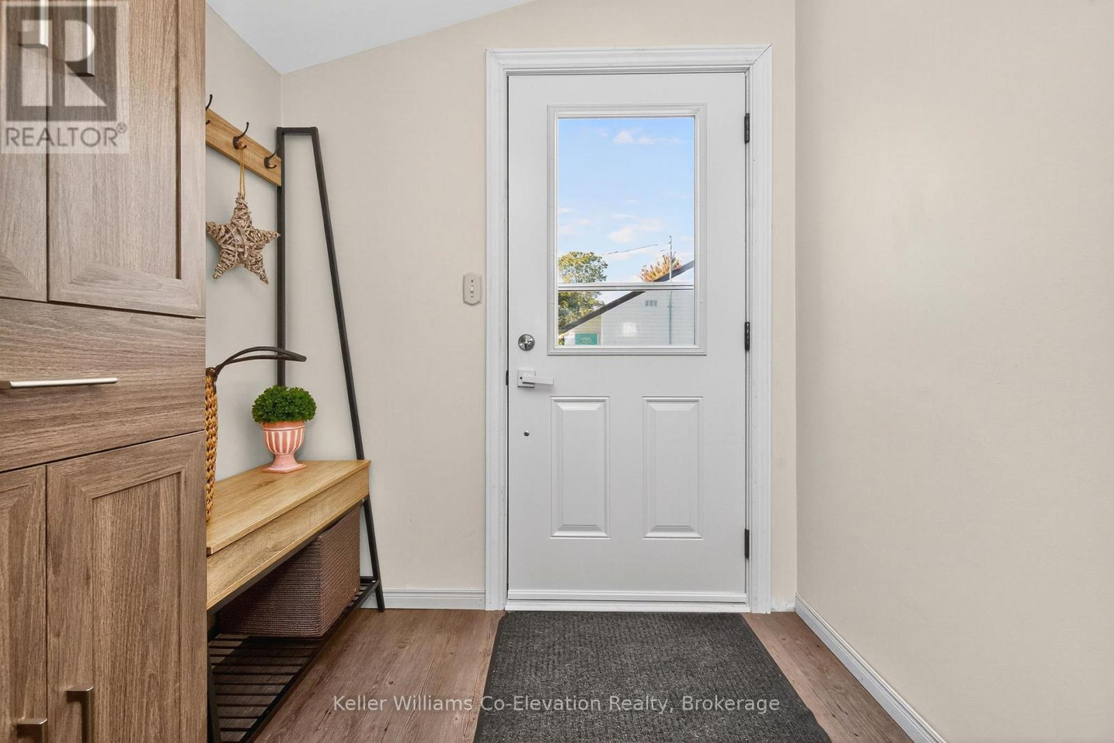 268 Elizabeth Street, Midland, Ontario  L4R 1Y6 - Photo 5 - S12704578