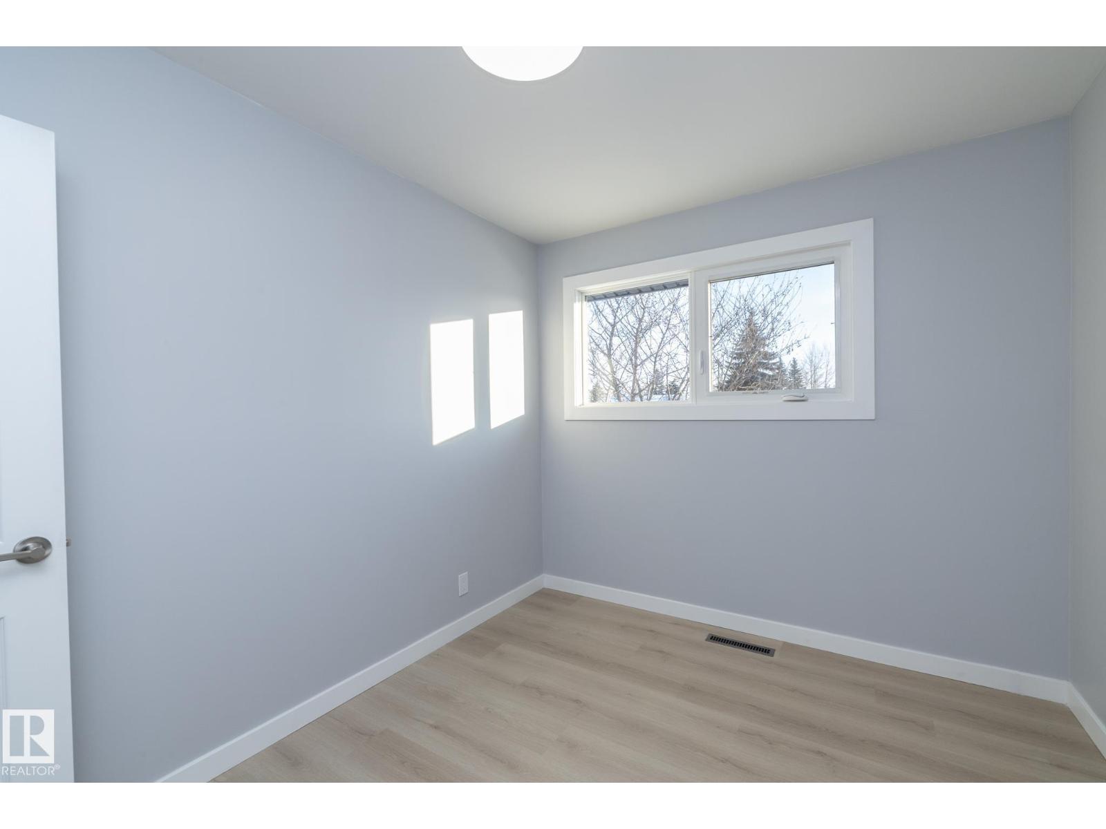 8008 159 St Nw, Edmonton, Alberta  T5R 2E4 - Photo 25 - E4469857