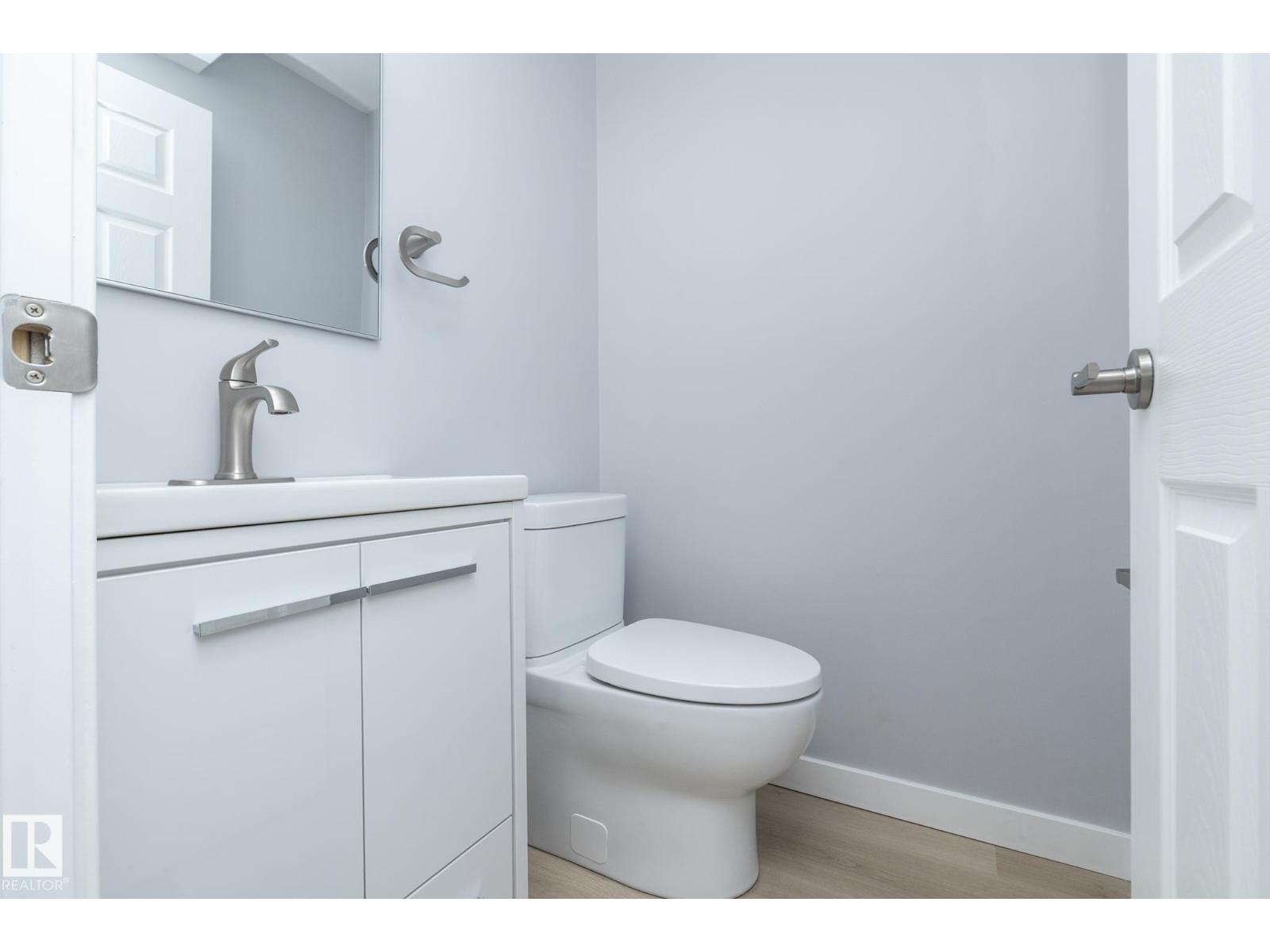 8008 159 St Nw, Edmonton, Alberta  T5R 2E4 - Photo 23 - E4469857