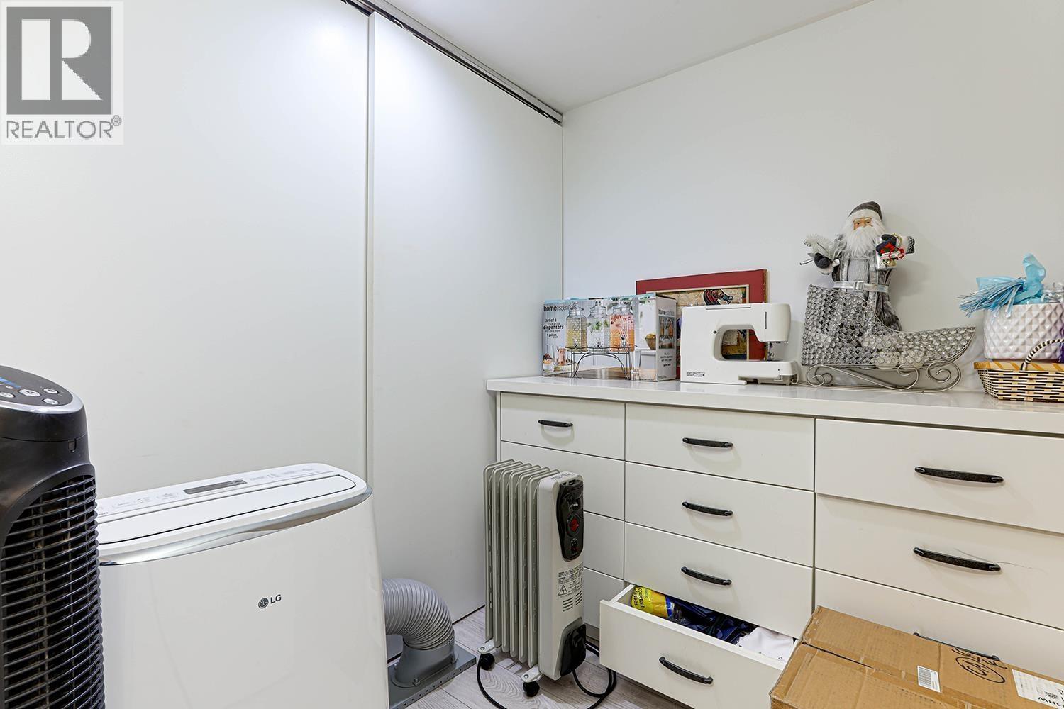 702 588 Broughton Street, Vancouver, British Columbia  V6G 3E3 - Photo 12 - R3080192