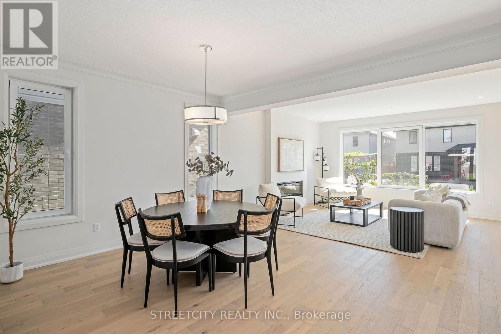 337 Manhattan Drive, London South, Ontario  N6K 0L5 - Photo 12 - X12704546