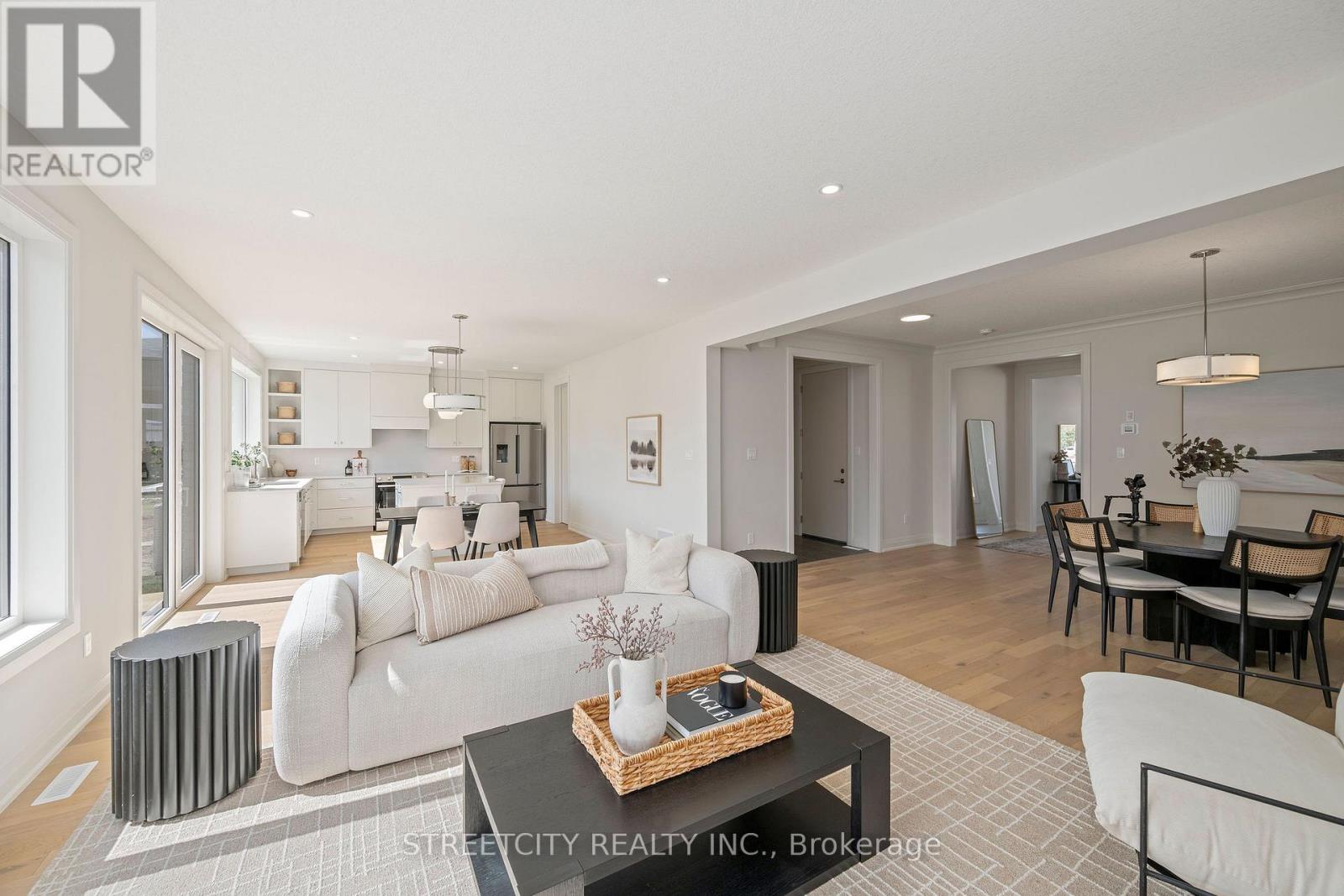 337 Manhattan Drive, London South, Ontario  N6K 0L5 - Photo 5 - X12704546