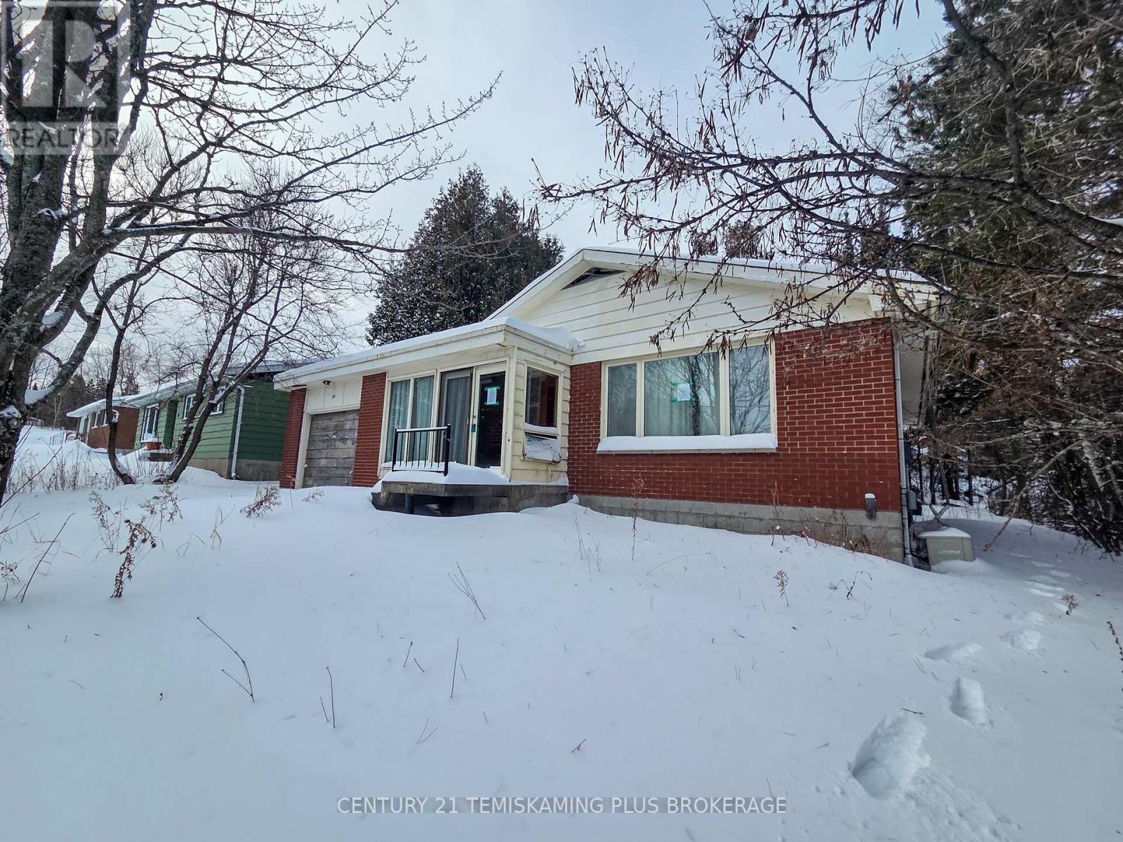 50 Dixon Street, Temiskaming Shores, Ontario  P0J 1P0 - Photo 2 - T12704550