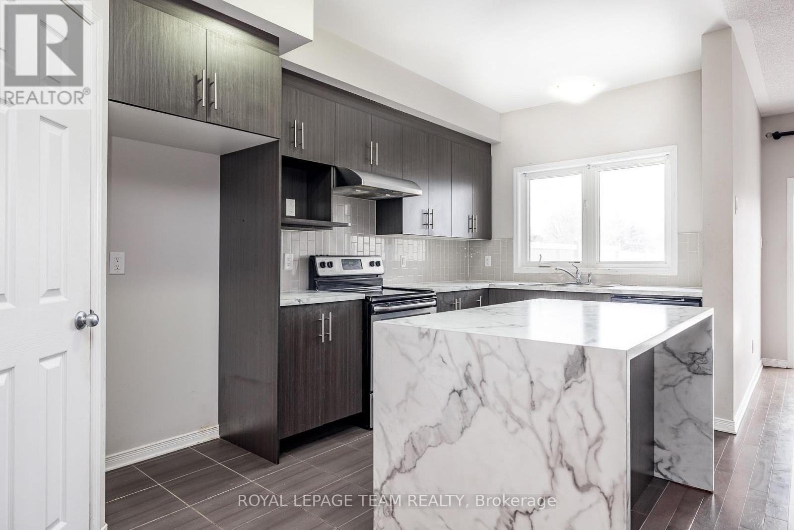 604 Via Campanale Avenue, Ottawa, Ontario  K2J 4X1 - Photo 12 - X12704518