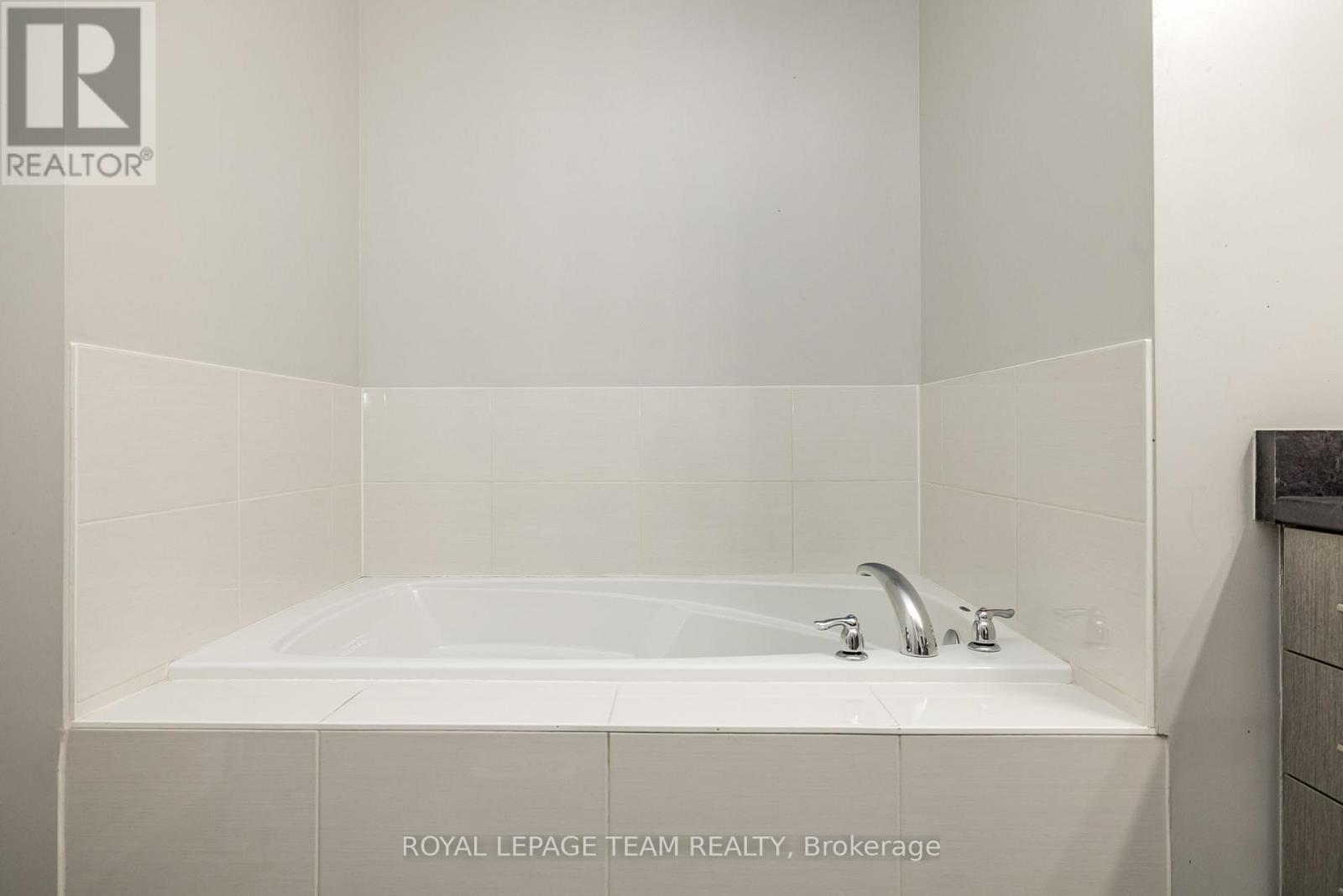 604 Via Campanale Avenue, Ottawa, Ontario  K2J 4X1 - Photo 23 - X12704518