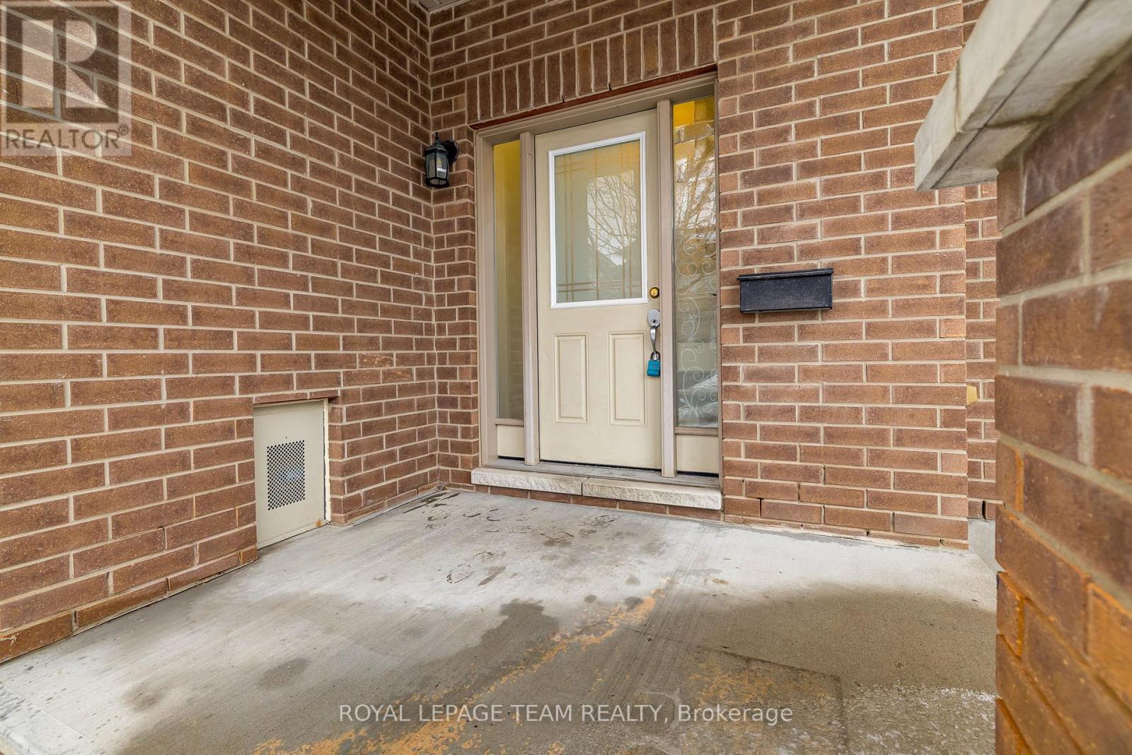 604 Via Campanale Avenue, Ottawa, Ontario  K2J 4X1 - Photo 3 - X12704518