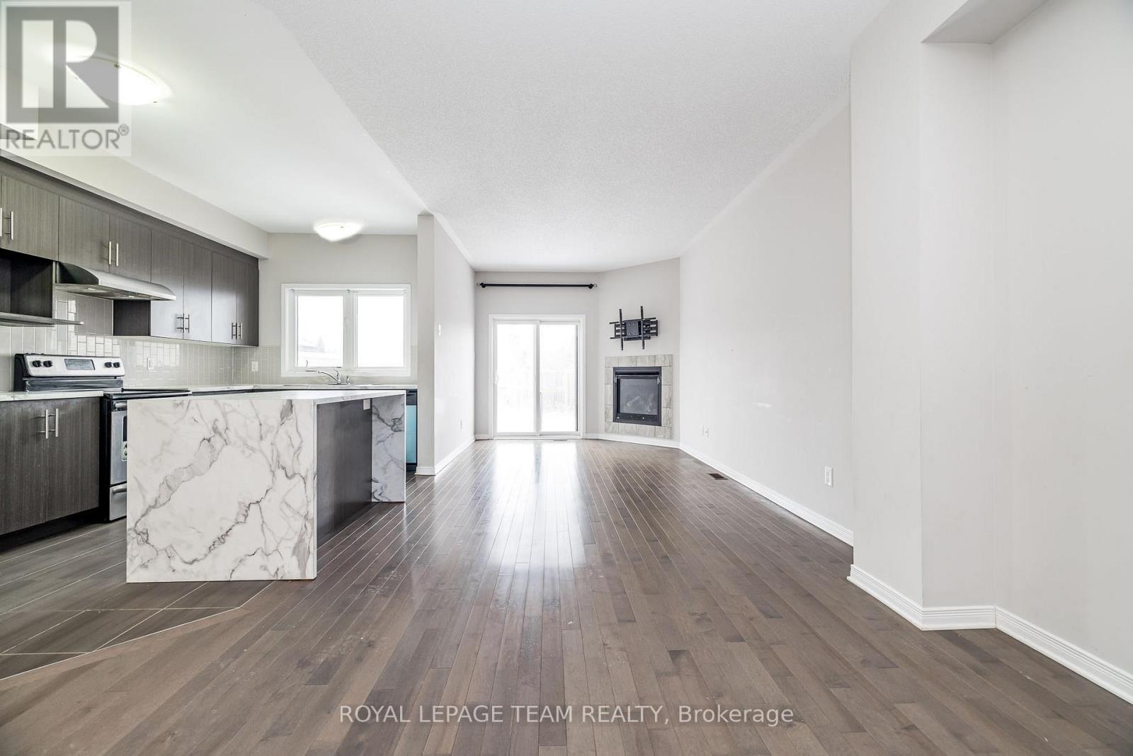 604 Via Campanale Avenue, Ottawa, Ontario  K2J 4X1 - Photo 7 - X12704518