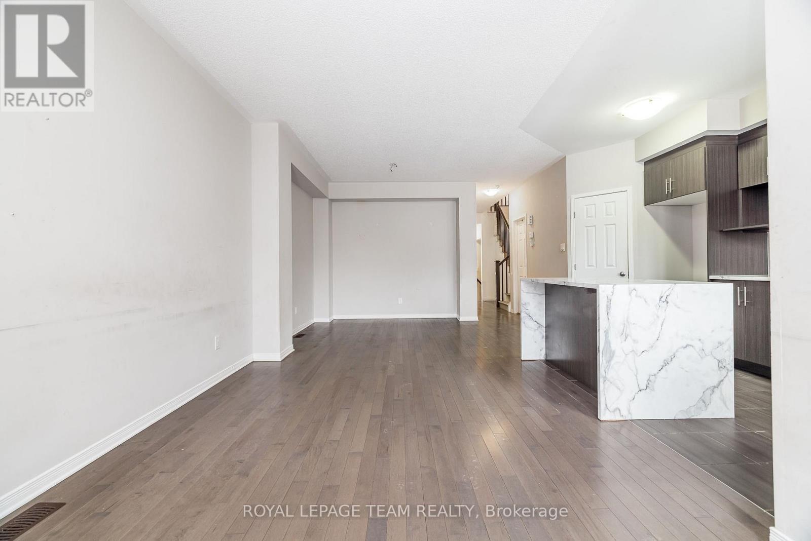 604 Via Campanale Avenue, Ottawa, Ontario  K2J 4X1 - Photo 9 - X12704518