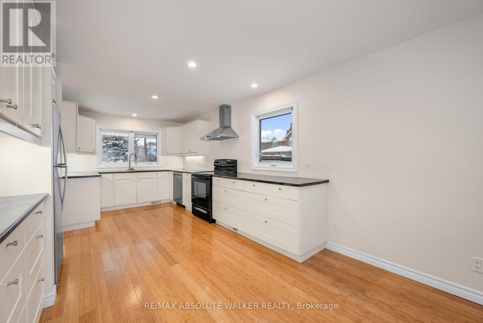 1 Stradwick Avenue, Ottawa, Ontario  K2J 2X3 - Photo 12 - X12704534