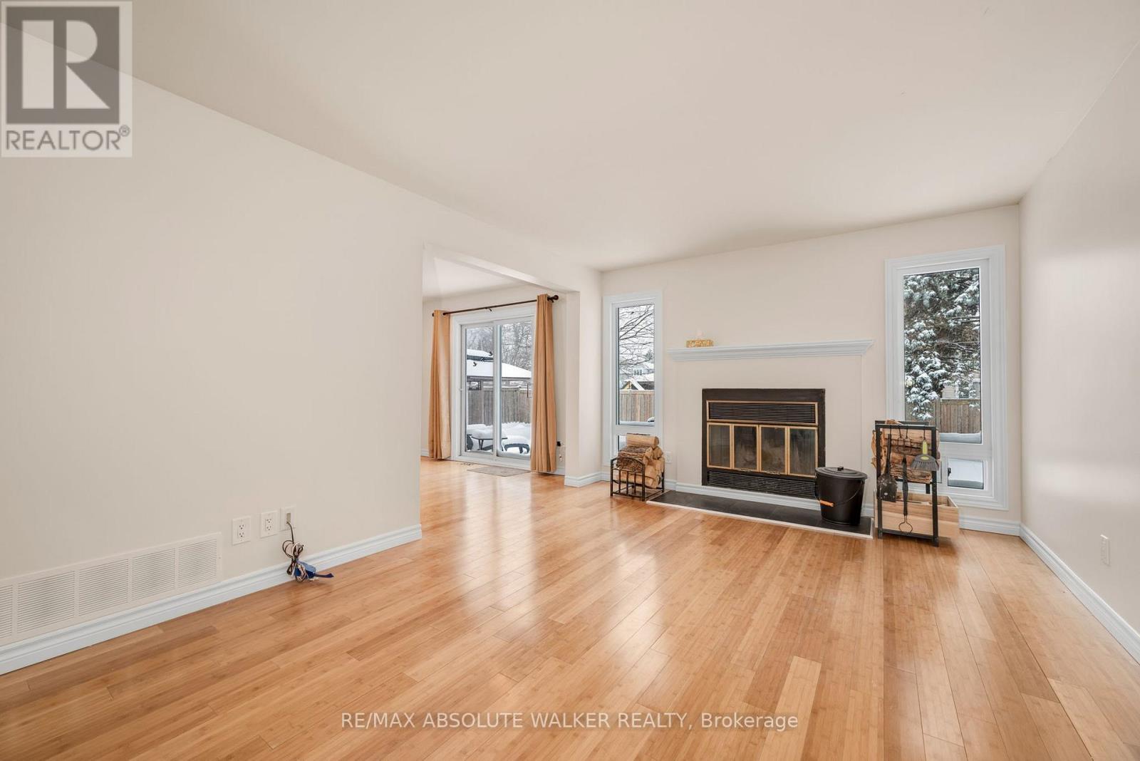 1 Stradwick Avenue, Ottawa, Ontario  K2J 2X3 - Photo 4 - X12704534