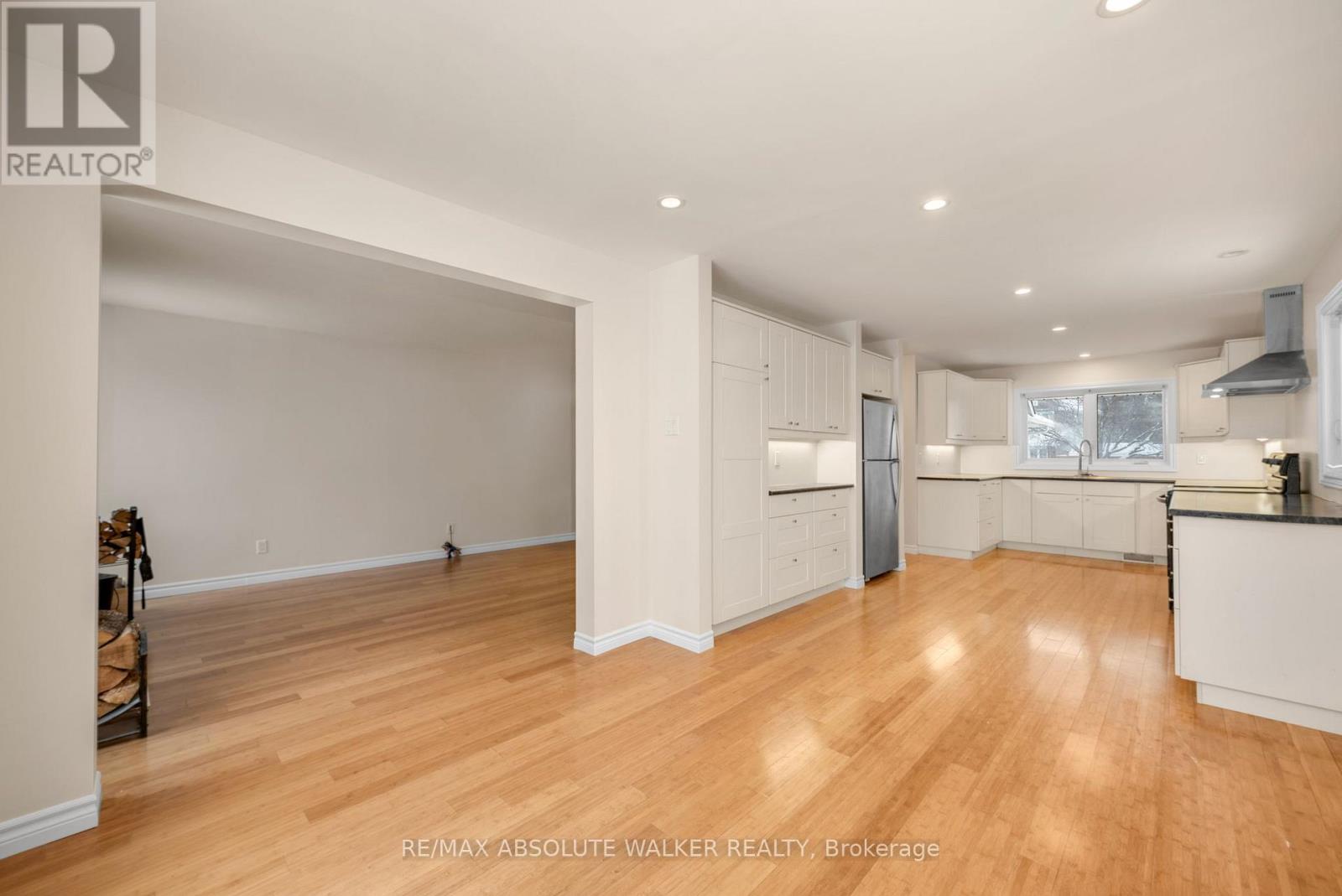 1 Stradwick Avenue, Ottawa, Ontario  K2J 2X3 - Photo 6 - X12704534