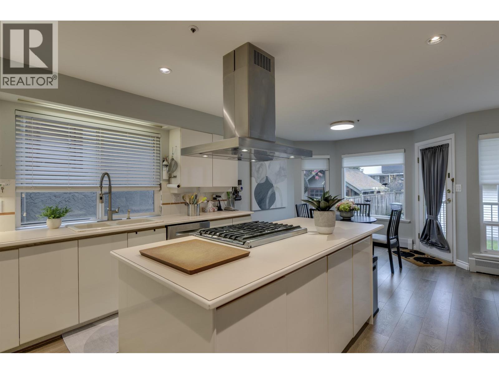 4560 W 7th Avenue, Vancouver, British Columbia  V6R 1X3 - Photo 13 - R3076214