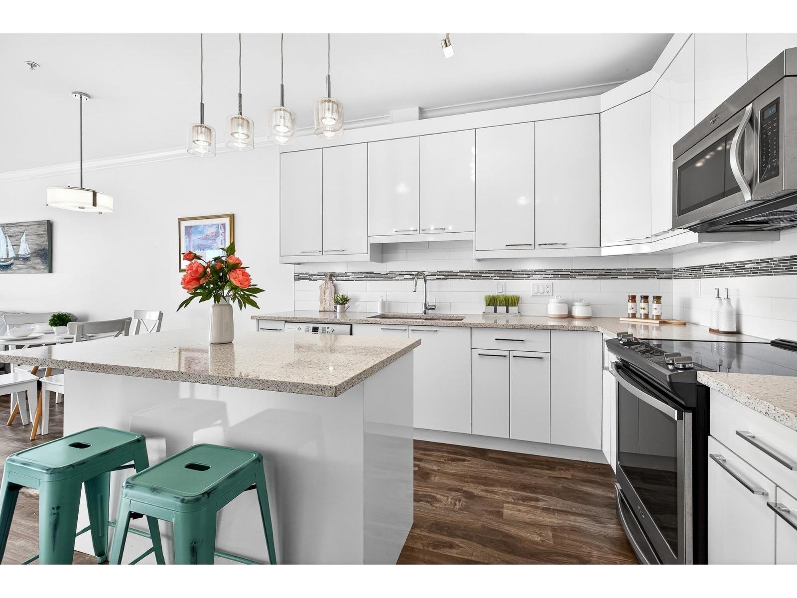 508 19228 64 Avenue, Surrey, British Columbia  V3S 7C9 - Photo 2 - R3052711