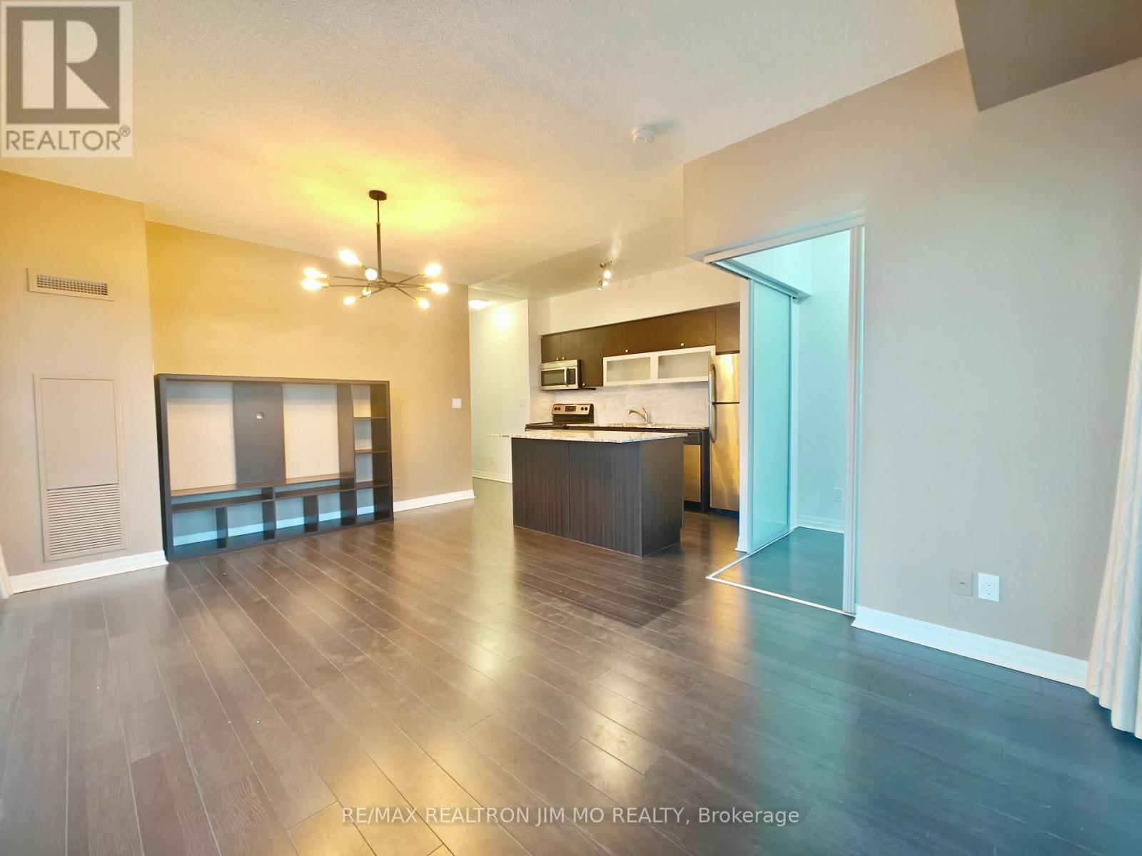 Lph3 - 2015 Sheppard Avenue E, Toronto, Ontario  M2J 0B3 - Photo 5 - C12704604