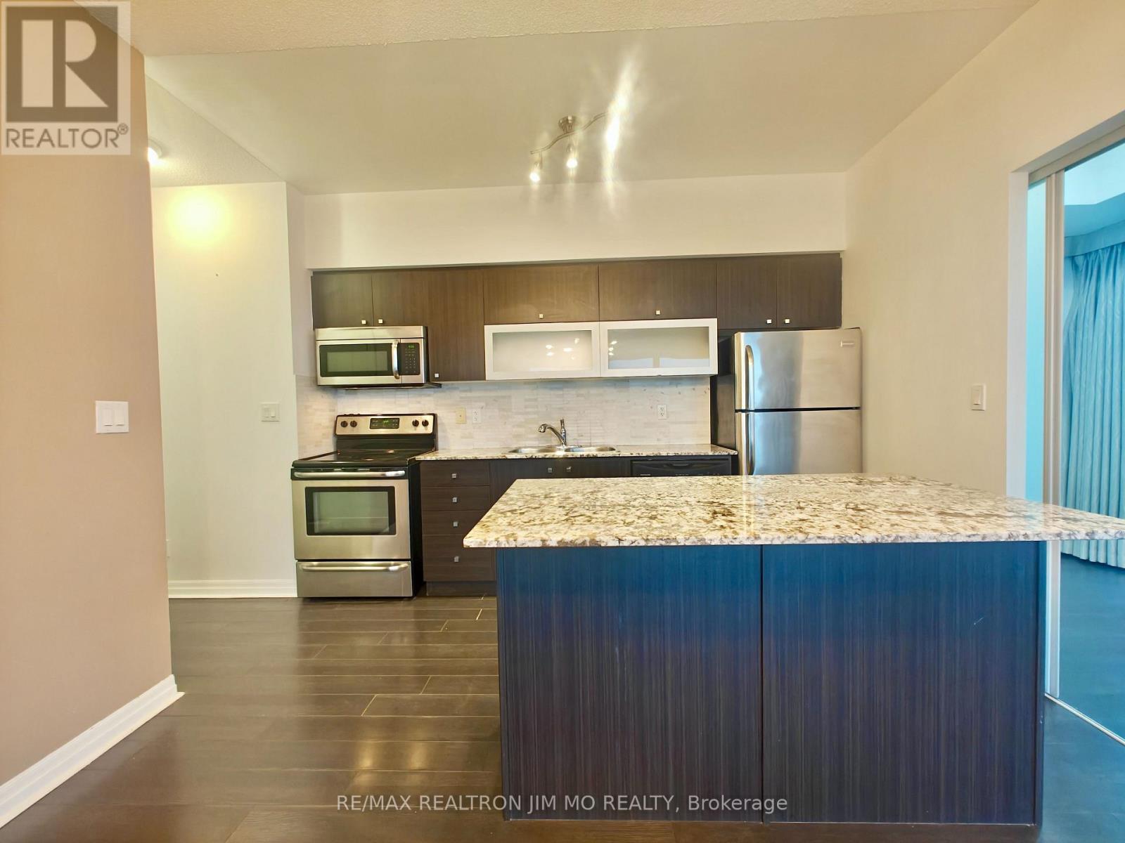 Lph3 - 2015 Sheppard Avenue E, Toronto, Ontario  M2J 0B3 - Photo 7 - C12704604