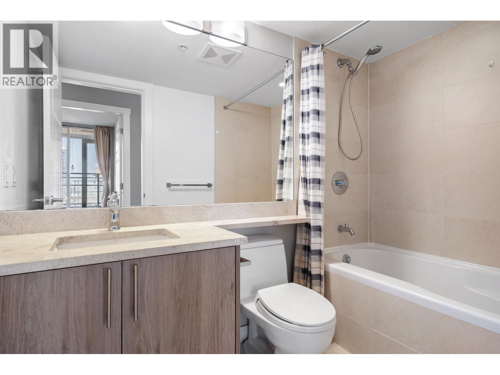 3104 2978 Glen Drive, Coquitlam, British Columbia  V3B 0C3 - Photo 26 - R3080315