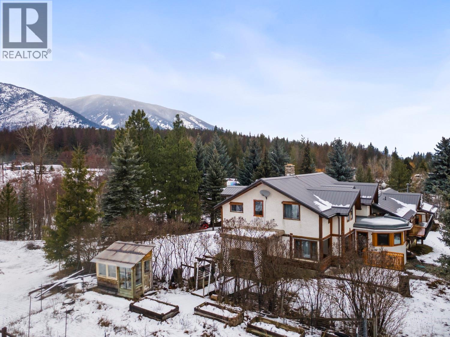 1084 Simmons Road, Creston, British Columbia  V0B 1G7 - Photo 3 - 10372588