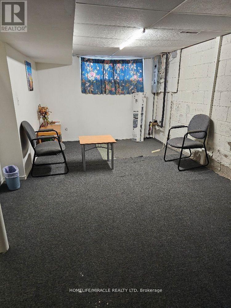 Bsmt Room -2 - 898 Kennedy Road, Toronto, Ontario  M1K 2E8 - Photo 5 - E12704530
