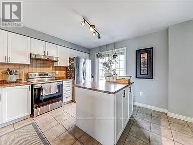 52 Jeremiah Lane, Toronto, Ontario  M1J 0A4 - Photo 13 - E12704598