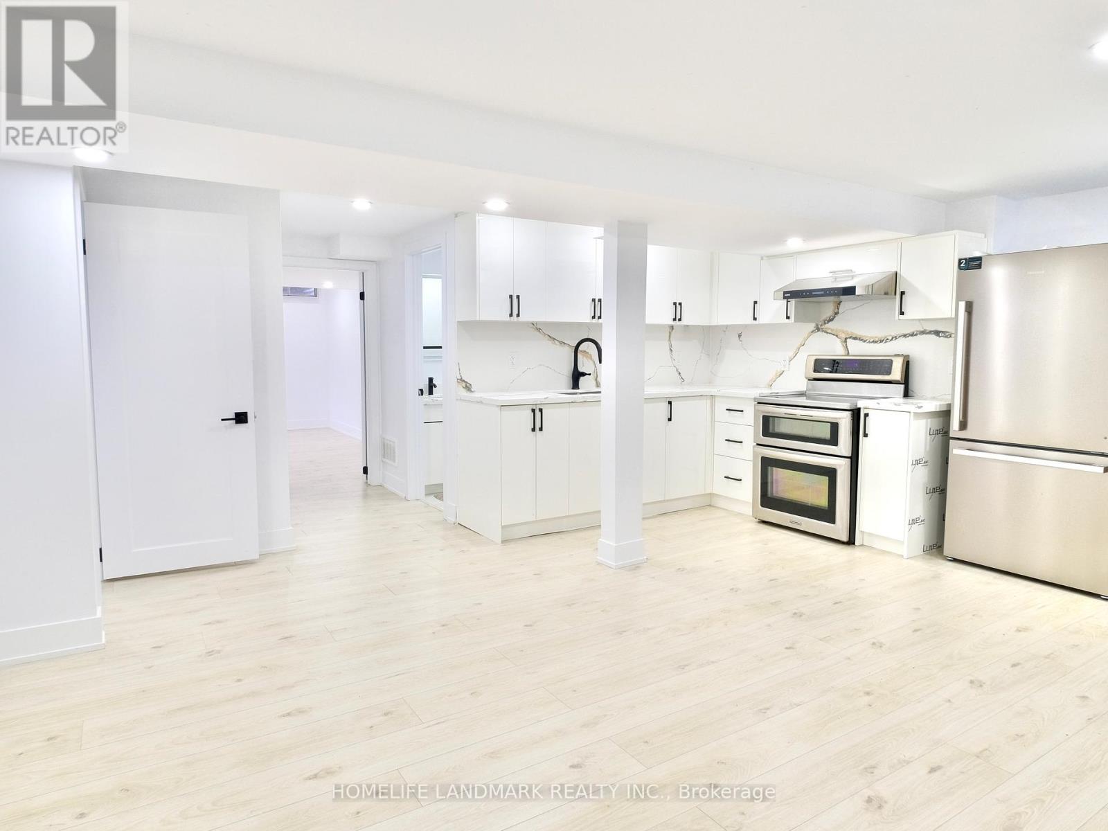 19 Rice Drive, Whitby, Ontario  L1N 7Z2 - Photo 2 - E12704620