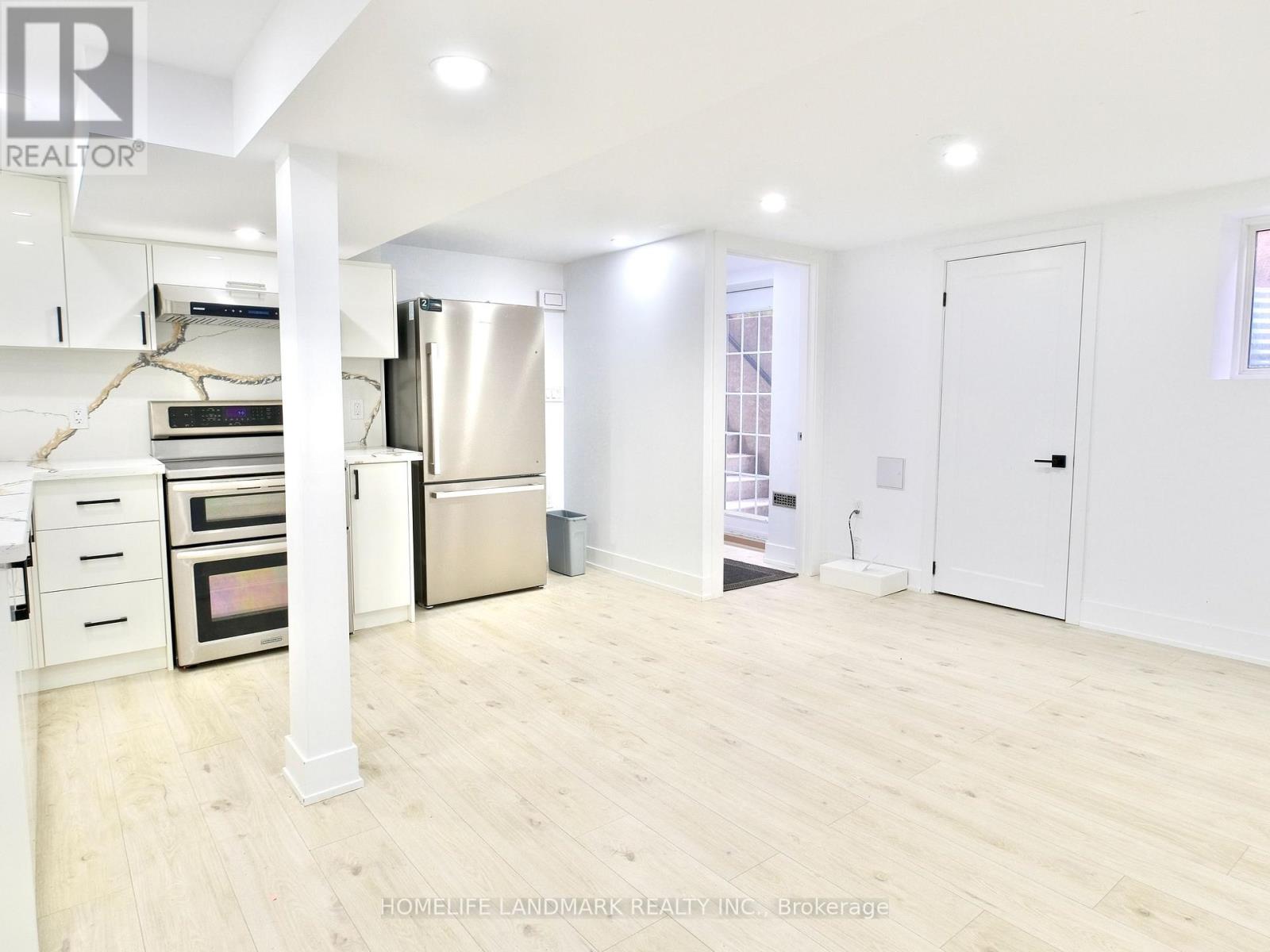 19 Rice Drive, Whitby, Ontario  L1N 7Z2 - Photo 3 - E12704620