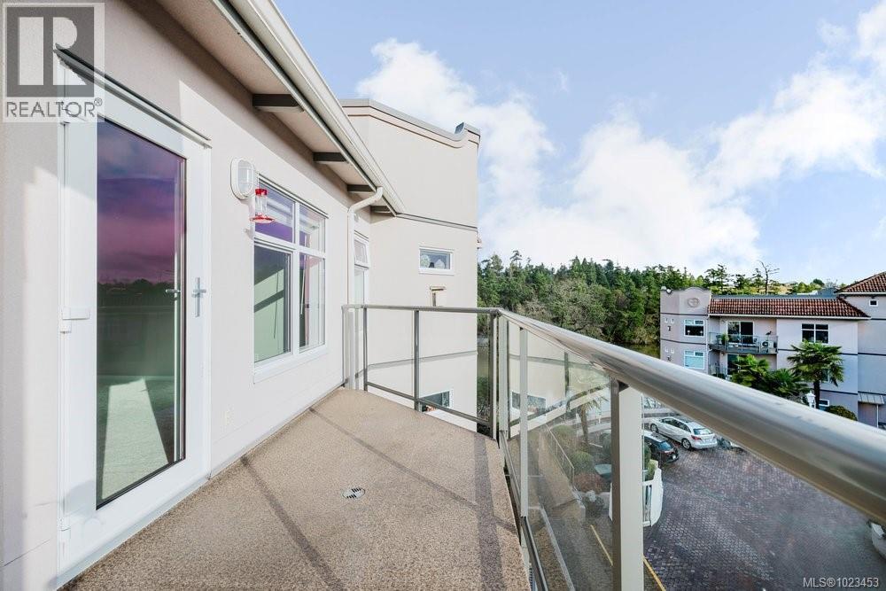 401 1085 Tillicum Rd, Esquimalt, British Columbia  V9A 7M3 - Photo 30 - 1023453