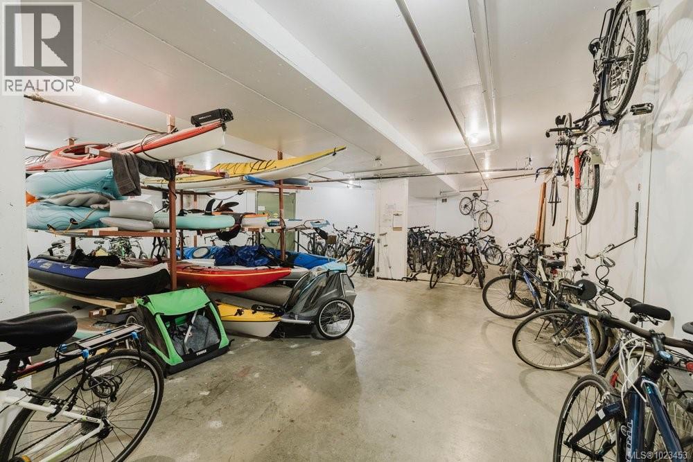 401 1085 Tillicum Rd, Esquimalt, British Columbia  V9A 7M3 - Photo 45 - 1023453