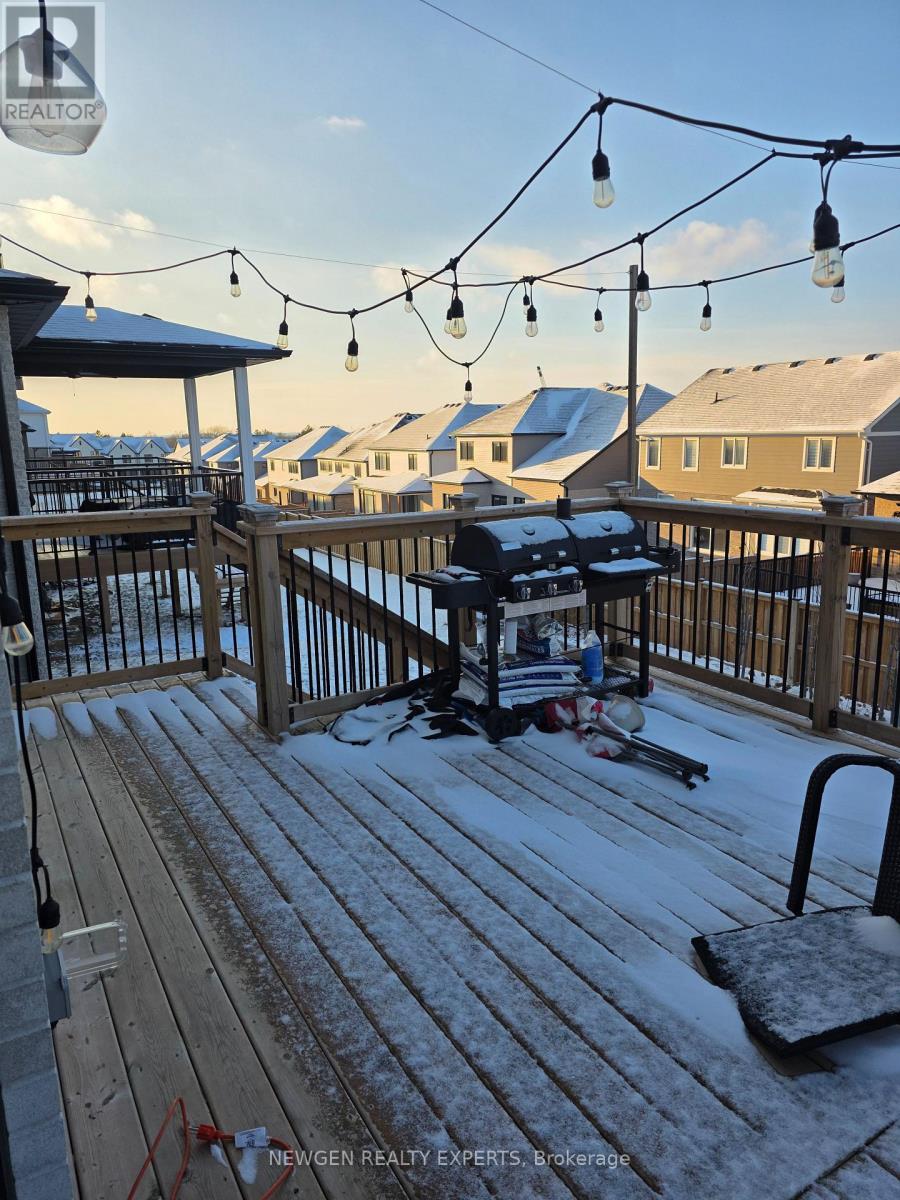 1886 Trailsway Drive, London South, Ontario  N6K 0K7 - Photo 29 - X12704394