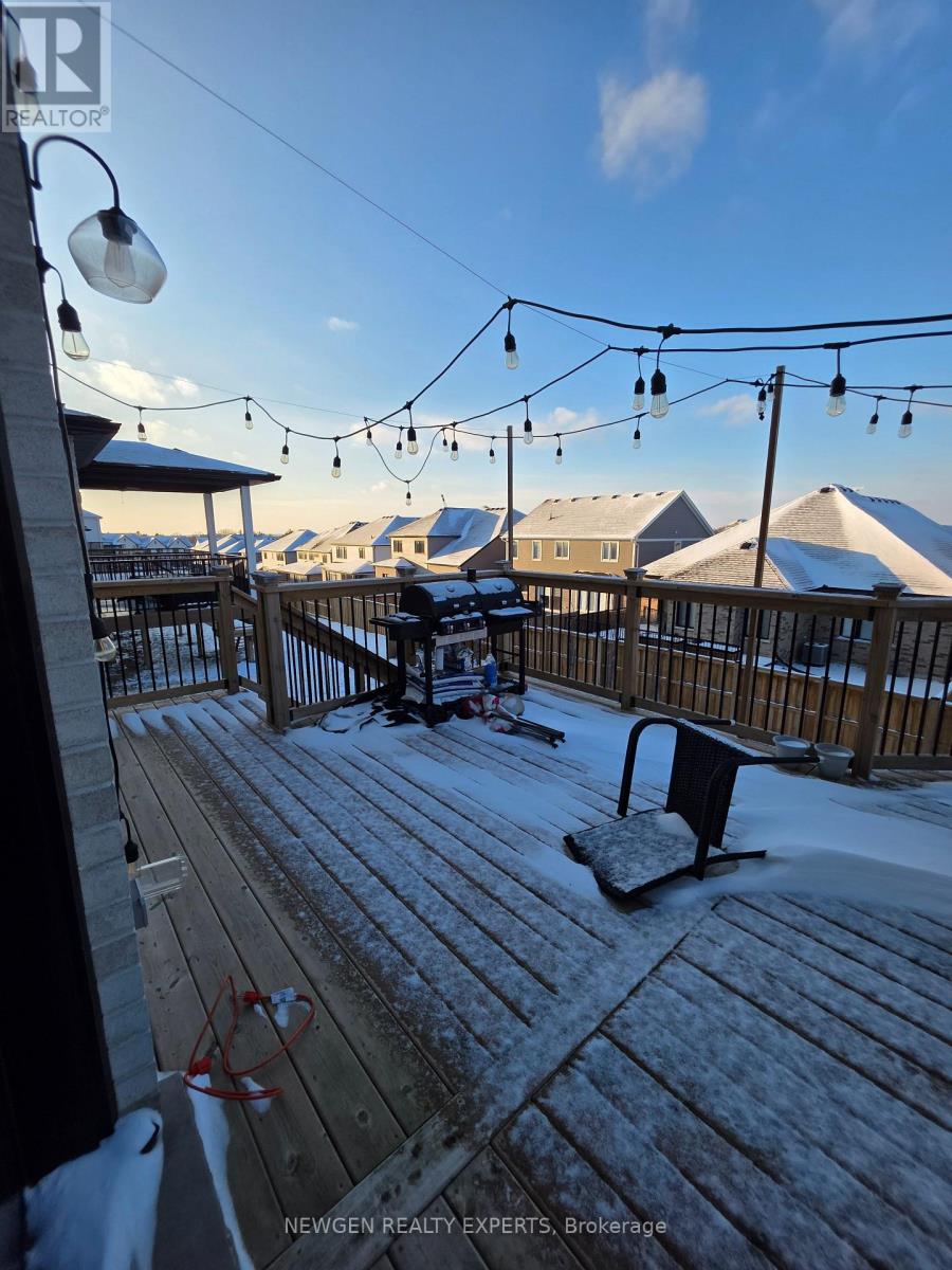 1886 Trailsway Drive, London South, Ontario  N6K 0K7 - Photo 28 - X12704394