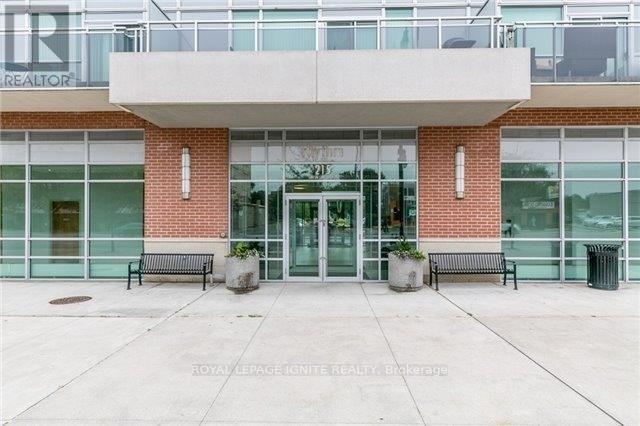 2105 - 215 Queen Street E, Brampton, Ontario  L6W 0A9 - Photo 2 - W12704542