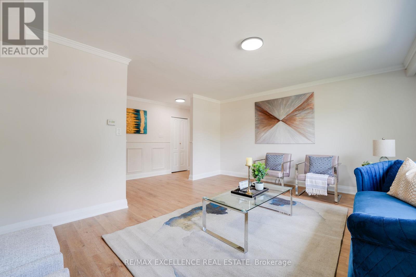 85 Watson Crescent, Brampton, Ontario  L6W 1E5 - Photo 9 - W12704544