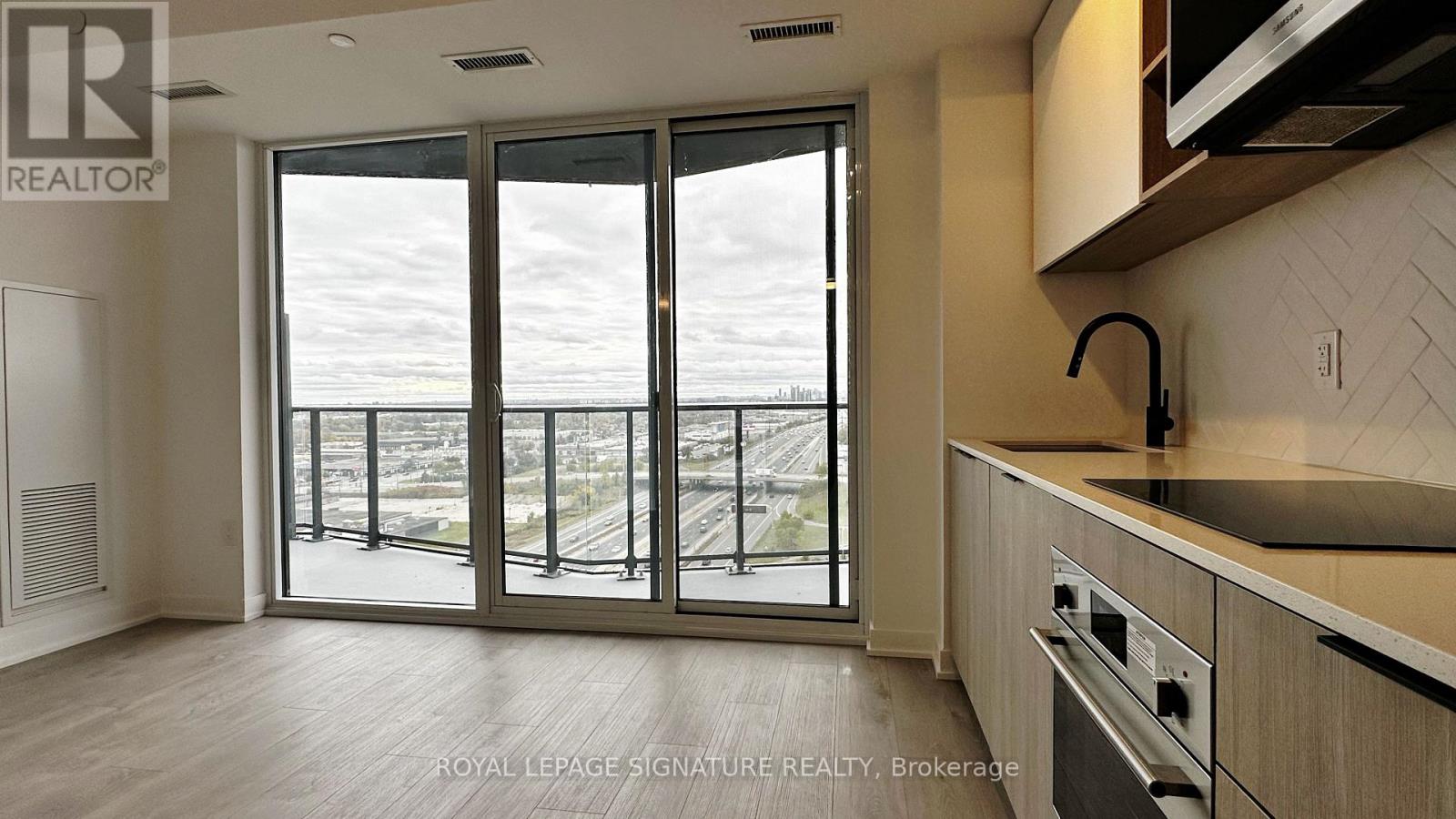 1610 - 36 Zorra Street, Toronto, Ontario  M8Z 1R7 - Photo 10 - W12704566