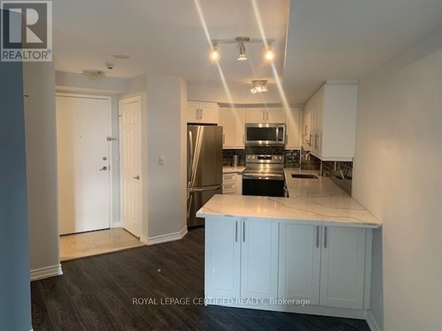 1430 - 3888 Duke Of York Boulevard, Mississauga, Ontario  L5B 4P5 - Photo 10 - W12704574