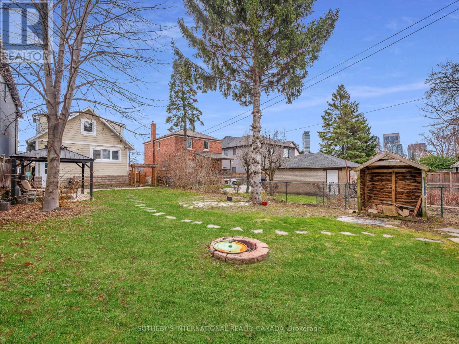 38 Guthrie Avenue, Toronto, Ontario  M8Y 3L1 - Photo 26 - W12704602