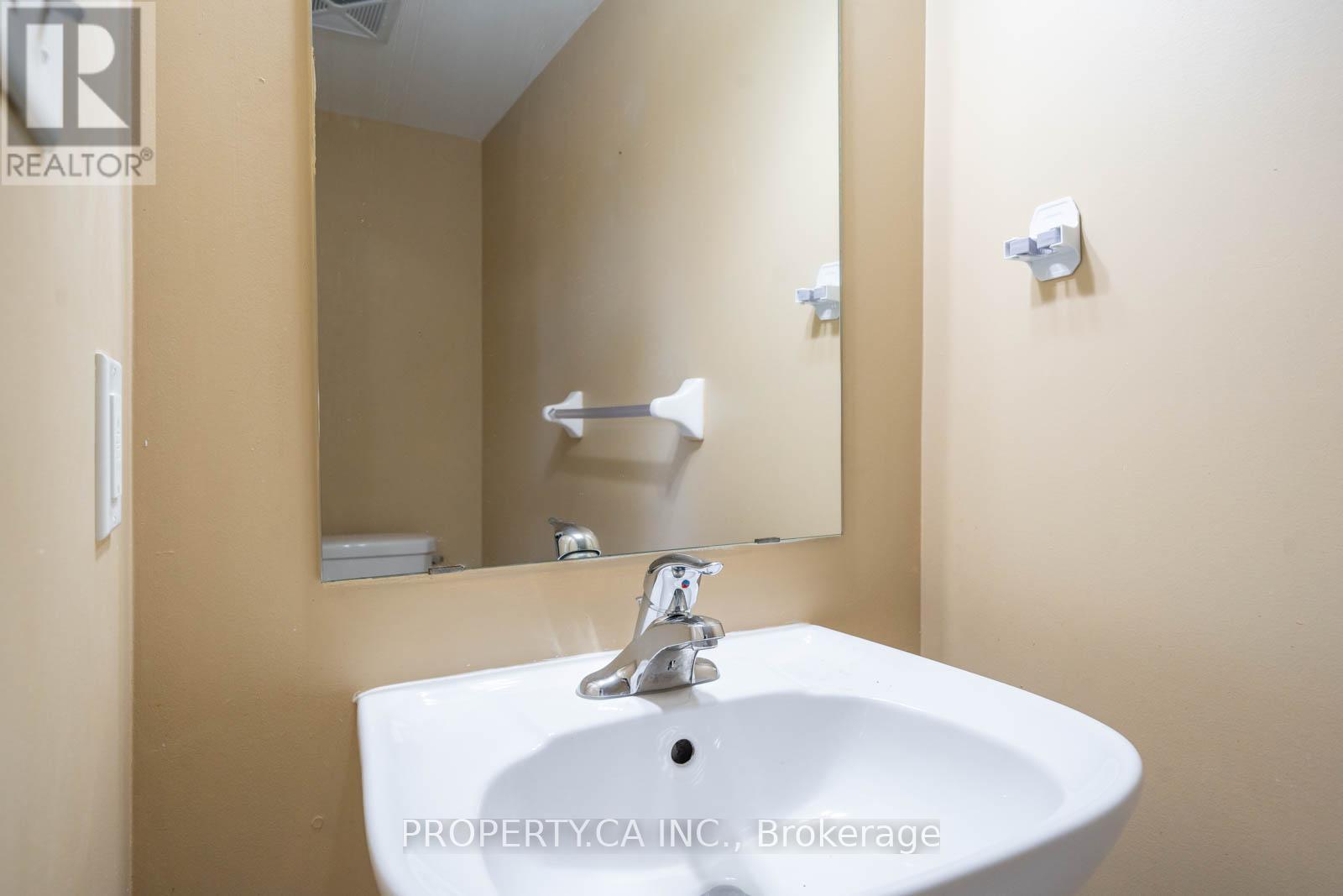71 - 3250 Bentley Drive, Mississauga, Ontario  L5M 0P7 - Photo 7 - W12704610