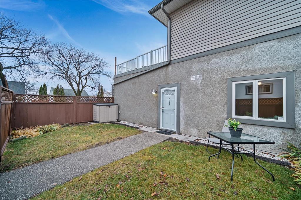 21 204 Day Street, Winnipeg, Manitoba  R2C 1A8 - Photo 1 - 202600912