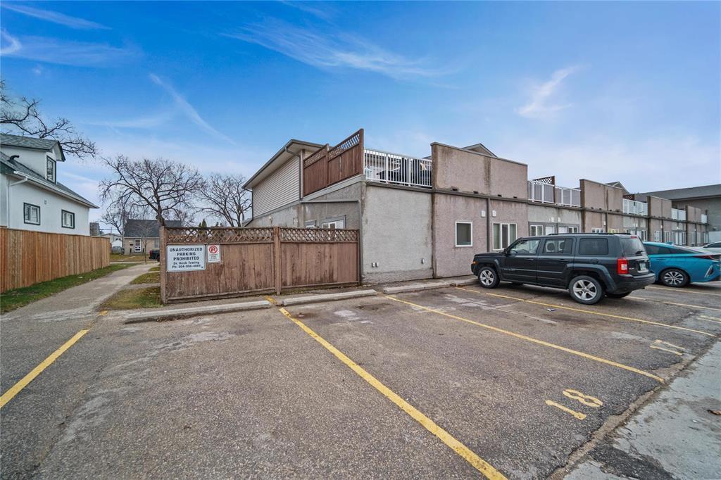 21 204 Day Street, Winnipeg, Manitoba  R2C 1A8 - Photo 3 - 202600912