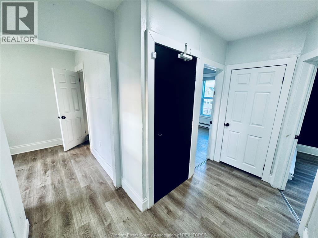 531 Langlois Avenue, Windsor, Ontario  N9A 2G3 - Photo 31 - 26001335