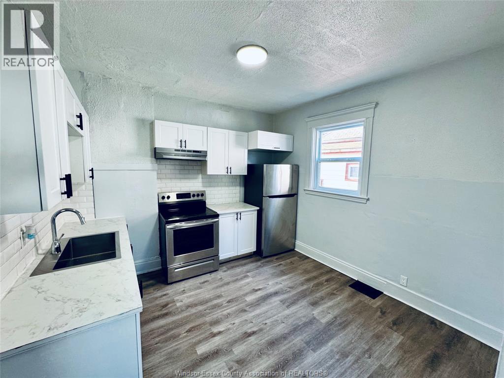 531 Langlois Avenue, Windsor, Ontario  N9A 2G3 - Photo 12 - 26001335