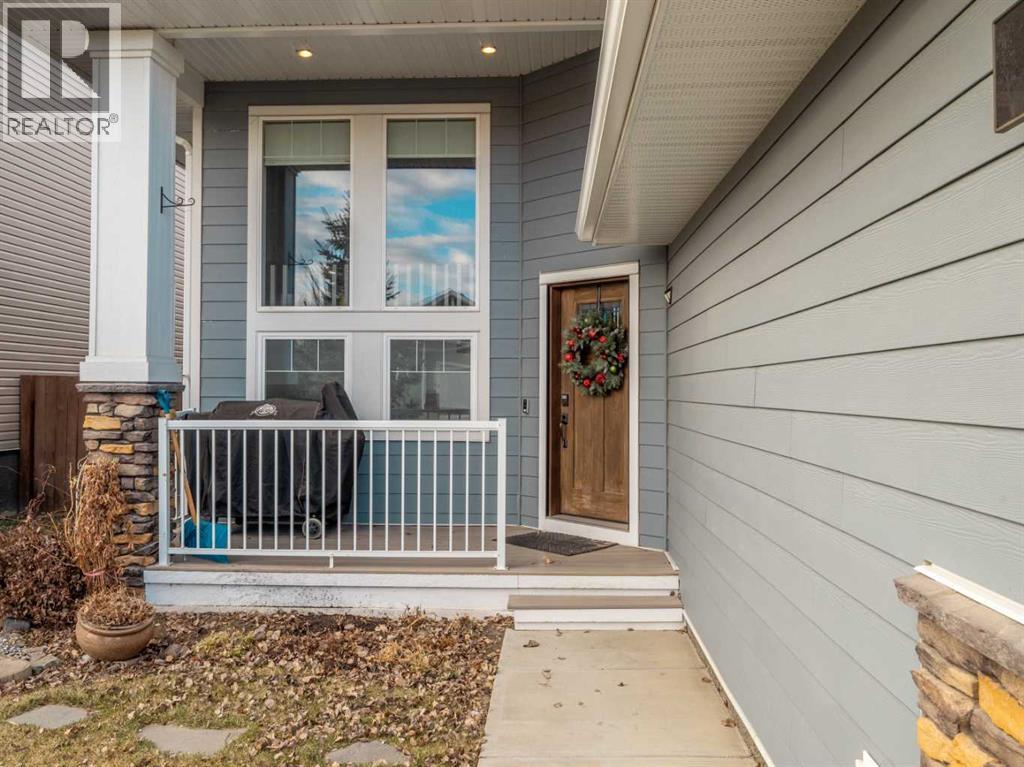 453 Westgate Crescent, Coaldale, Alberta  T1M 0E1 - Photo 2 - A2279626